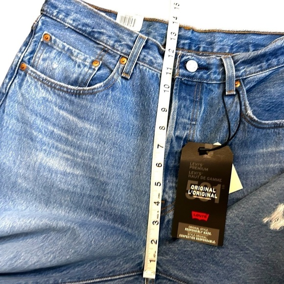 Levi's 501 Original Fit Jeans - Picture 15 of 15